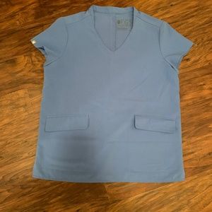 Figs Ceil Blue Two pocket scrub top